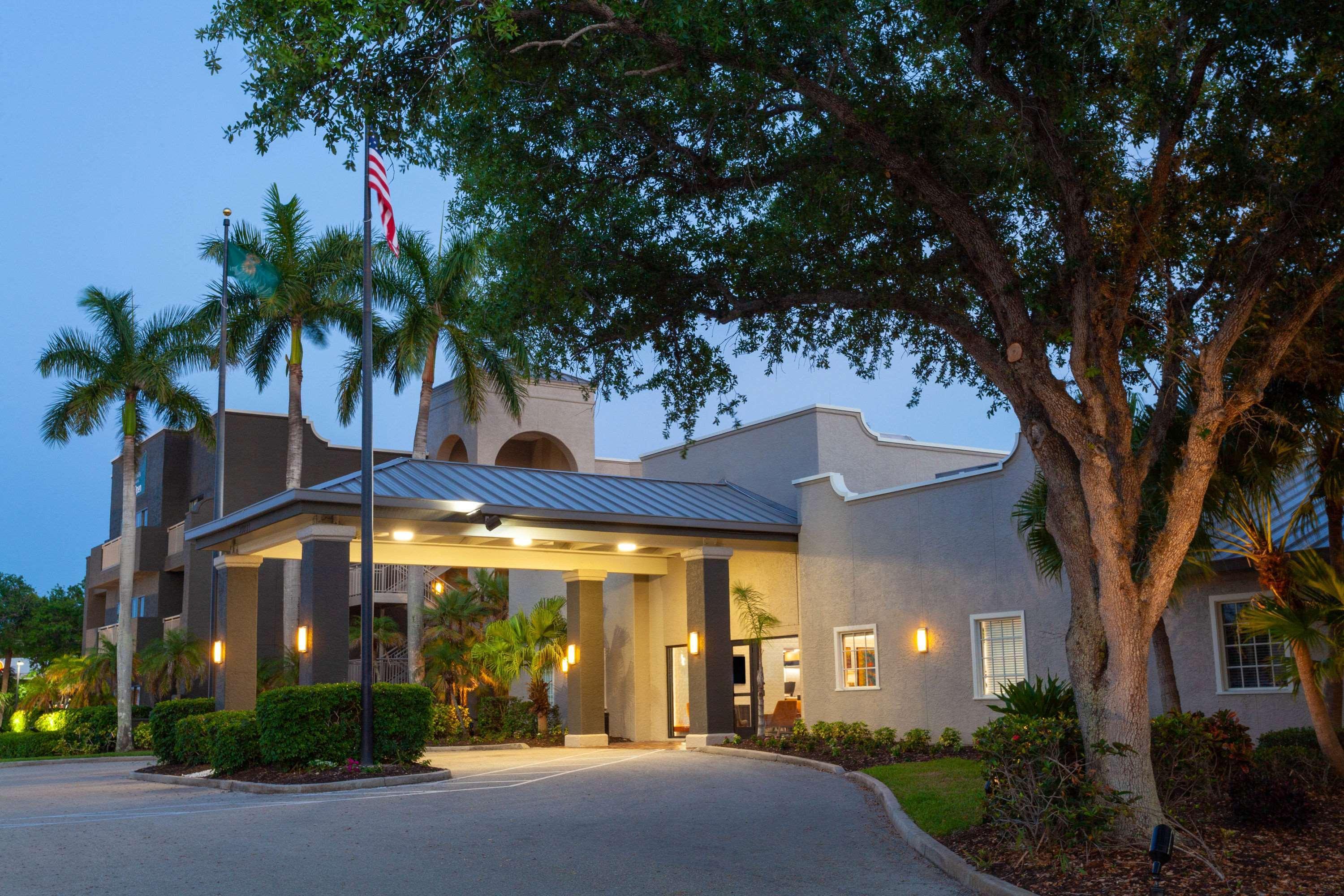 Hotel La Quinta By Wyndham Ft. Myers - Sanibel Gateway Fort Myers Esterno foto