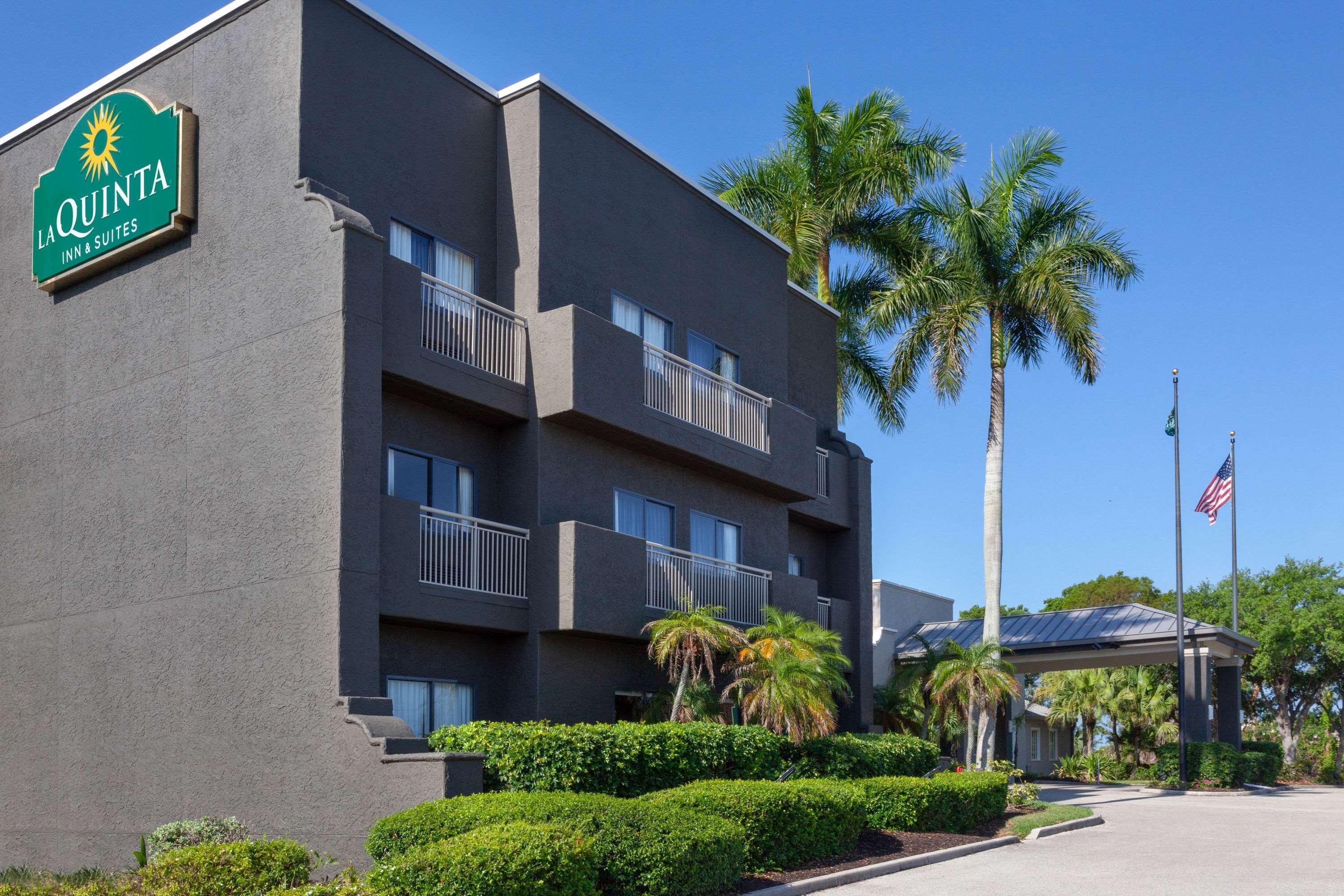 Hotel La Quinta By Wyndham Ft. Myers - Sanibel Gateway Fort Myers Esterno foto