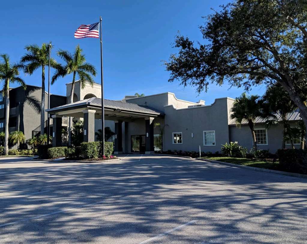 Hotel La Quinta By Wyndham Ft. Myers - Sanibel Gateway Fort Myers Esterno foto